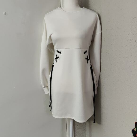 ASOS White/Black Mini Dress with Lace Up Corset Detail and Balloon Sleeves 6 - Picture 1 of 11